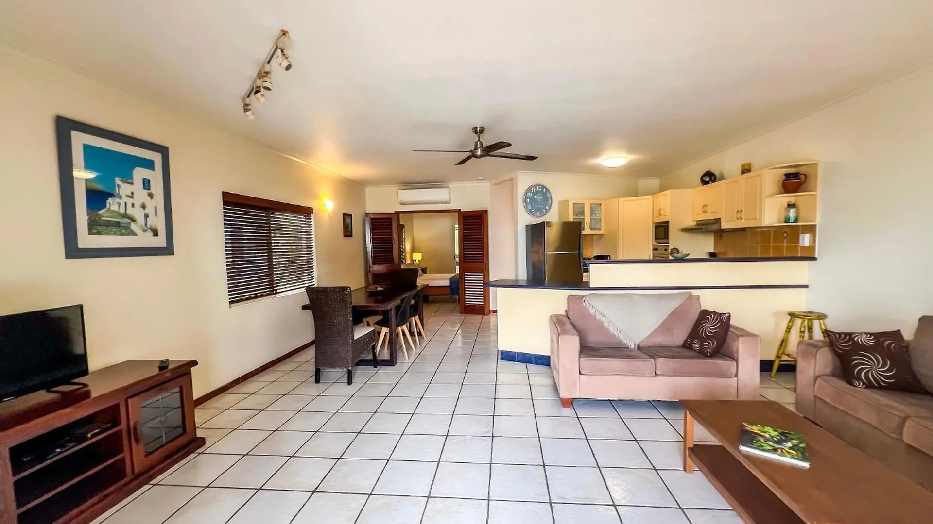 Lägenhet La Riviera One Coastal Life Style Two Bedroom South Mission Beach Australien