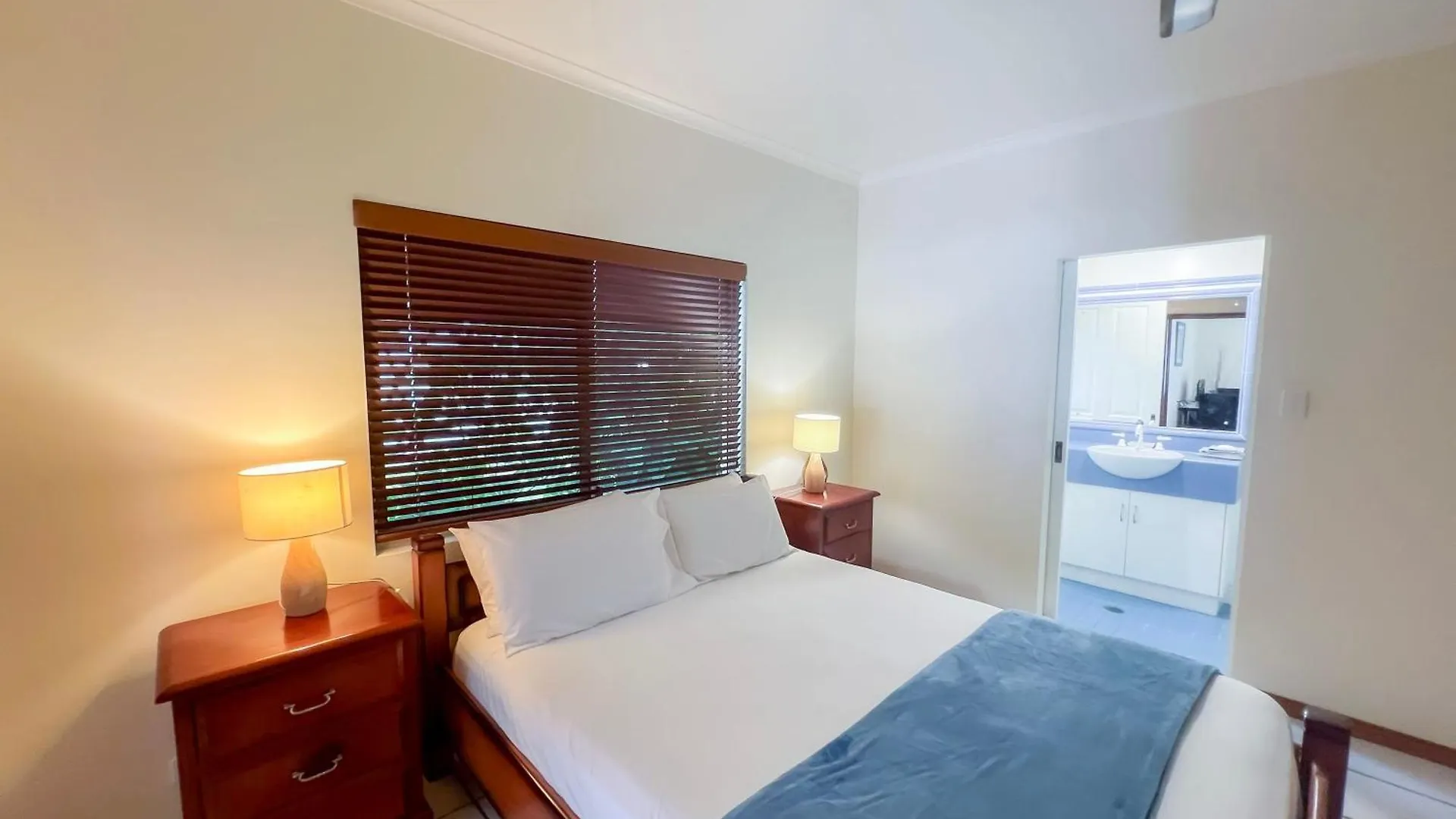 Lägenhet La Riviera One Coastal Life Style Two Bedroom South Mission Beach